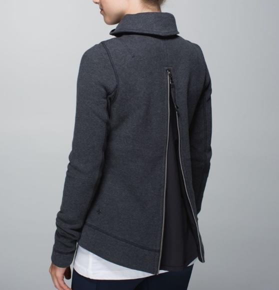 Lululemon en route jacket - Picture 3 of 16